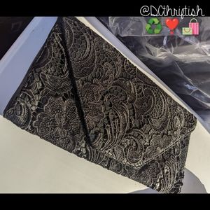 Jessica Simpson lace envelope clutch💌👛